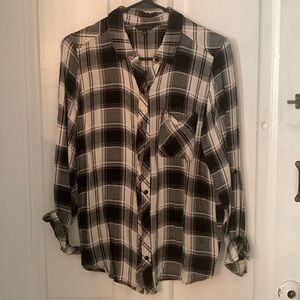 Women’s Black and White Staccato Button Down. Size small.